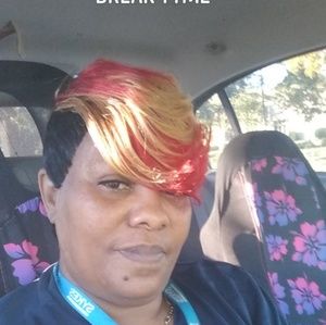 Meet your Posher, Valerie